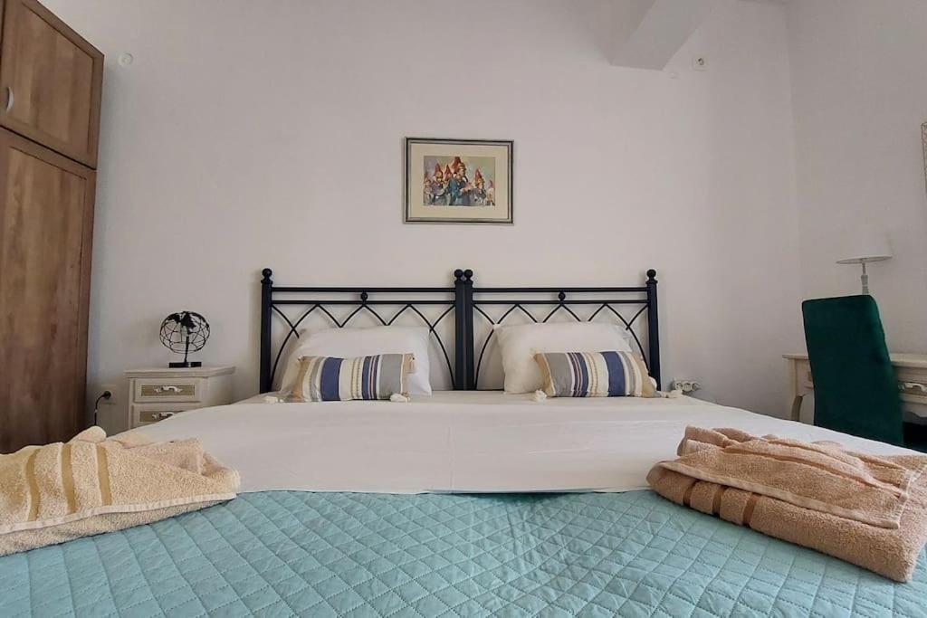 Old Port View Apartment, Διαμέρισμα Στο Κέντρο 2 Υπνοδωματίων Corfu  외부 사진