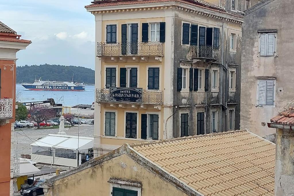 Old Port View Apartment, Διαμέρισμα Στο Κέντρο 2 Υπνοδωματίων Corfu  외부 사진