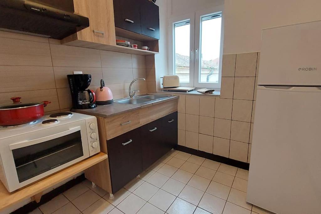 Old Port View Apartment, Διαμέρισμα Στο Κέντρο 2 Υπνοδωματίων Corfu  외부 사진